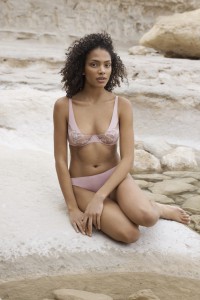 la-perla-spring-campaign-lingerie-underwear-bras-swimwear-where-to-buy-21