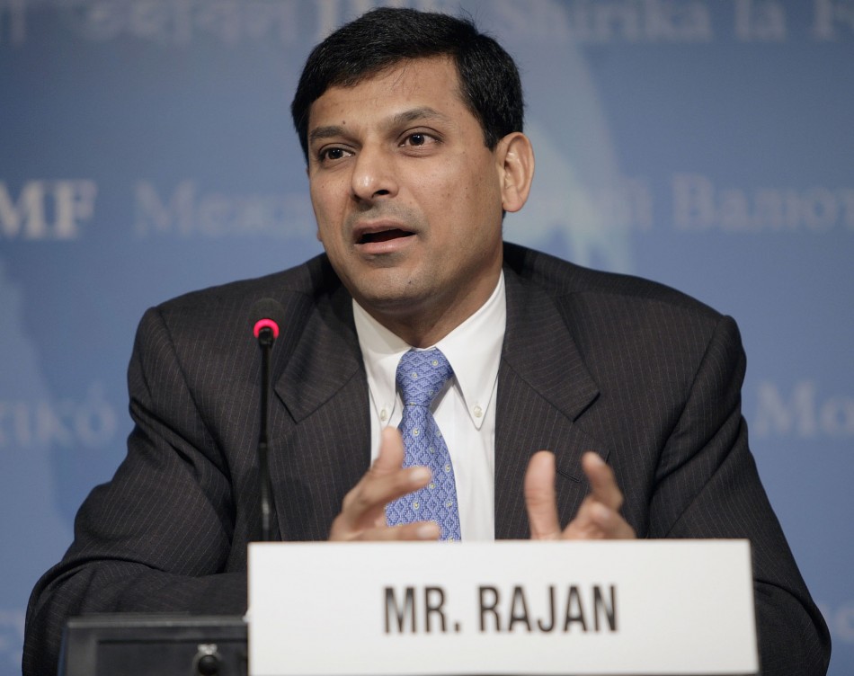 IMF Economic Counselor and Research Department Director Raghuram Rajan briefs the press on the World Economic Outlook on April 13, 2005 at the International Monetary Fund Headquarters (IMF), Washington, D.C. The IMF World Economic Outlook presents analysis and projections of economic developments at the global level, in major country groups and in many individual countries. 
IMF Staff Photographer/ Stephen Jaffe