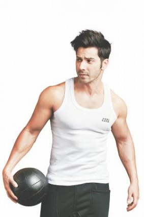 Varun_dhawan_signup_for_lux_Industries