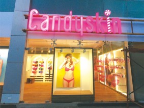 candyskin for women who enjoys an experience
