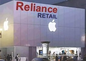 Ajio soon in Jio stores as Reliance Retail opts for assisted e-commerce